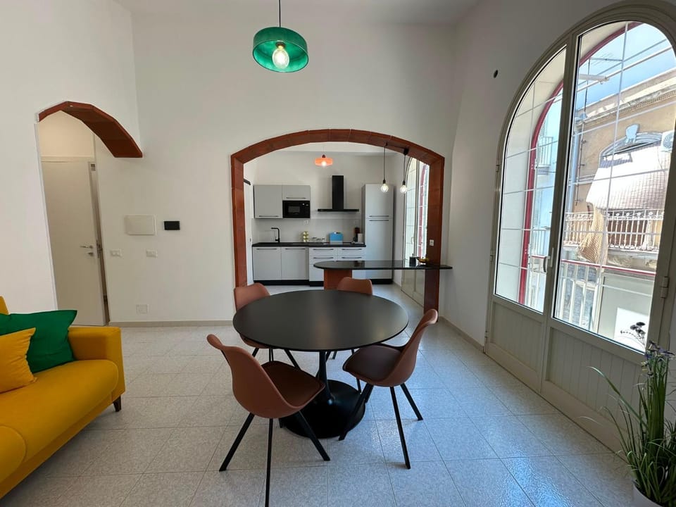 Kitchen or kitchenette, kitchen