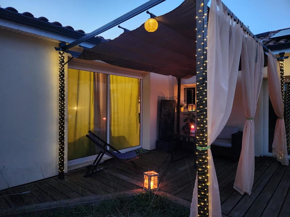 Patio, Garden, Balcony/Terrace