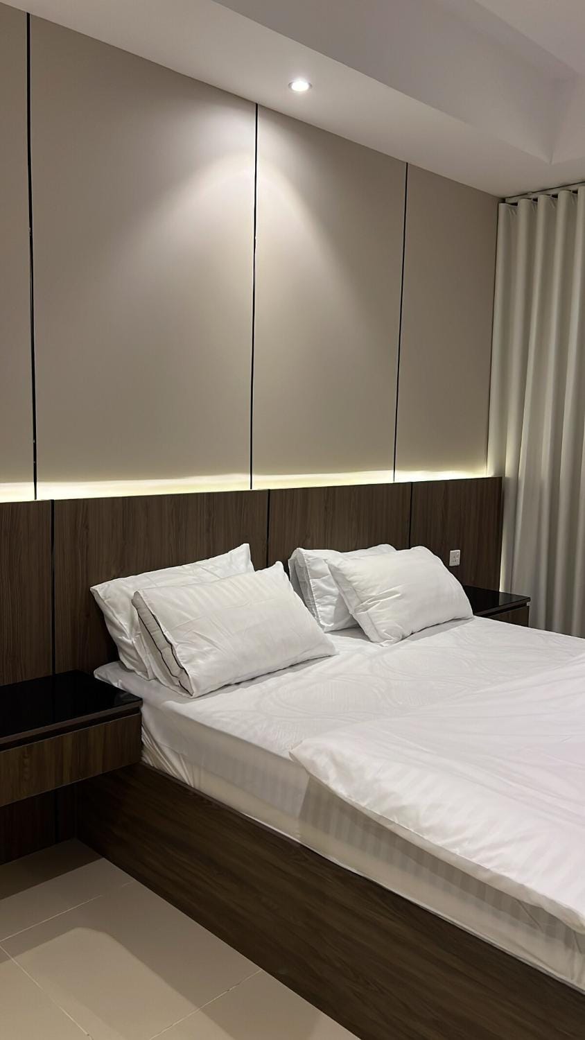 A classy suite with an elegant design and private parking Apartment in Jeddah