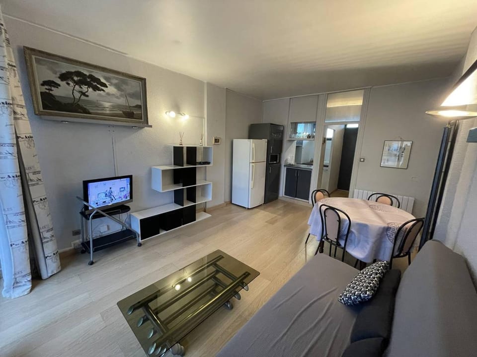 Appartement animaux OK, vue mer - 4 pers. - FR-1-106-112 Apartment in Saint-Cyprien