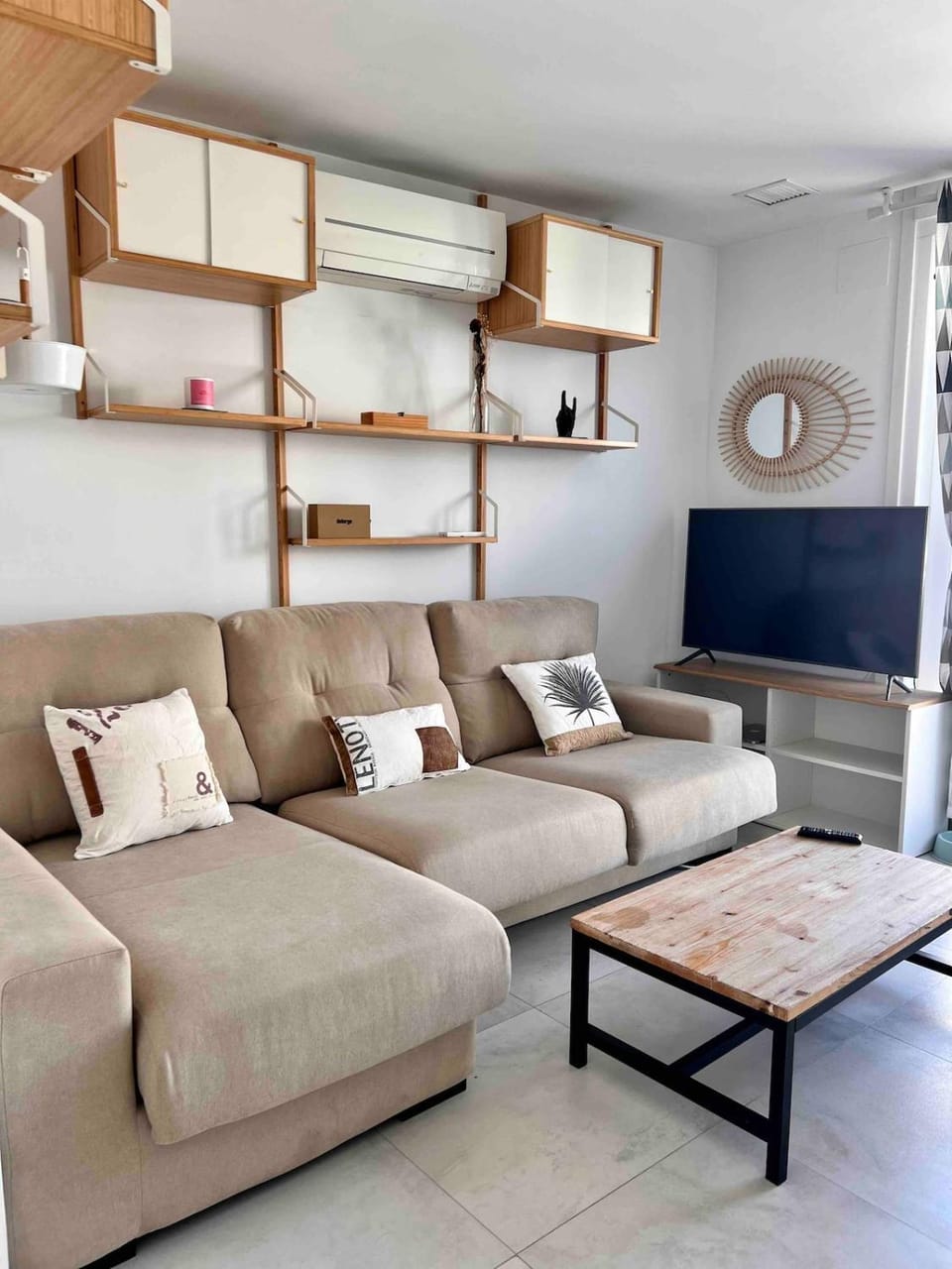 A duplex penthouse with a terrace and a parking space Apartment in Tarifa