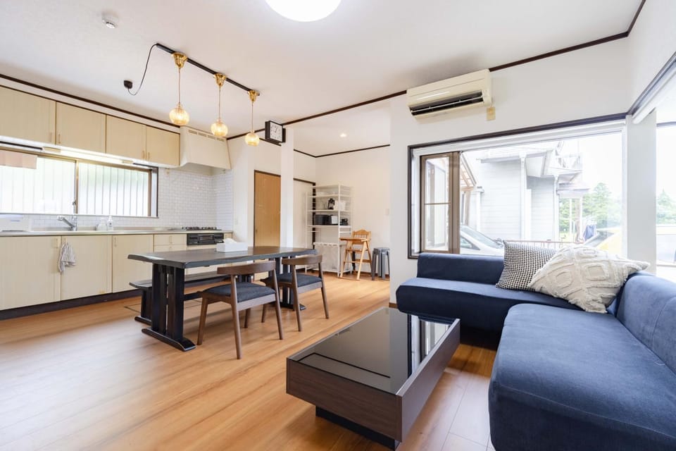 Kitchen or kitchenette, Living room, Dining area
