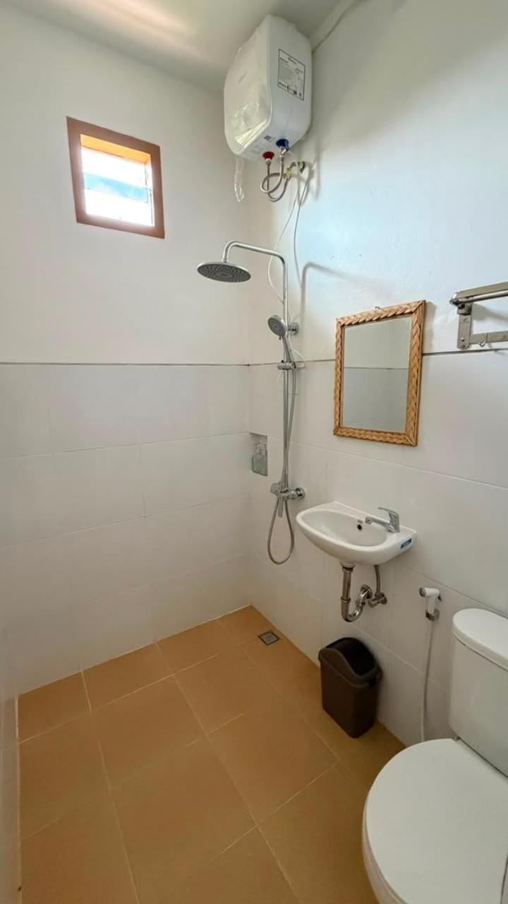 Shower, Toilet, Bathroom, bidet