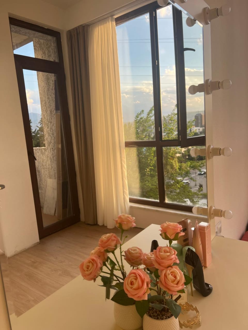View (from property/room), Balcony/Terrace