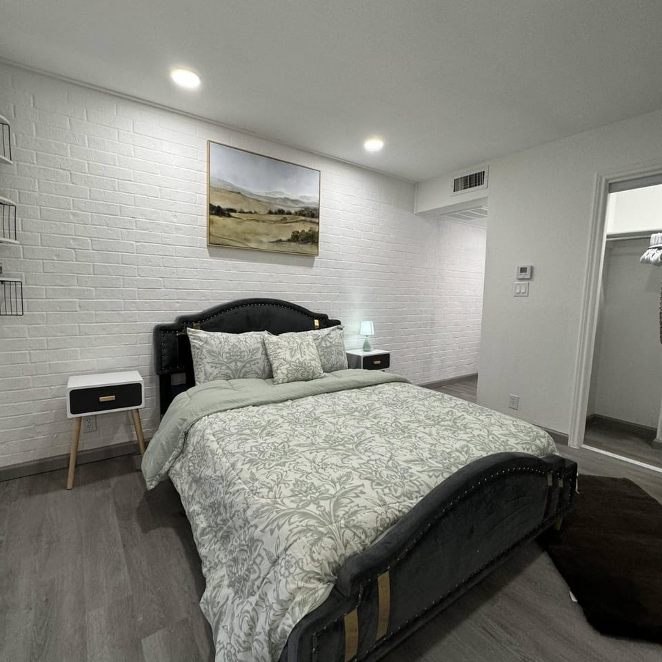 BR Dallas K9 Apartment in Dallas