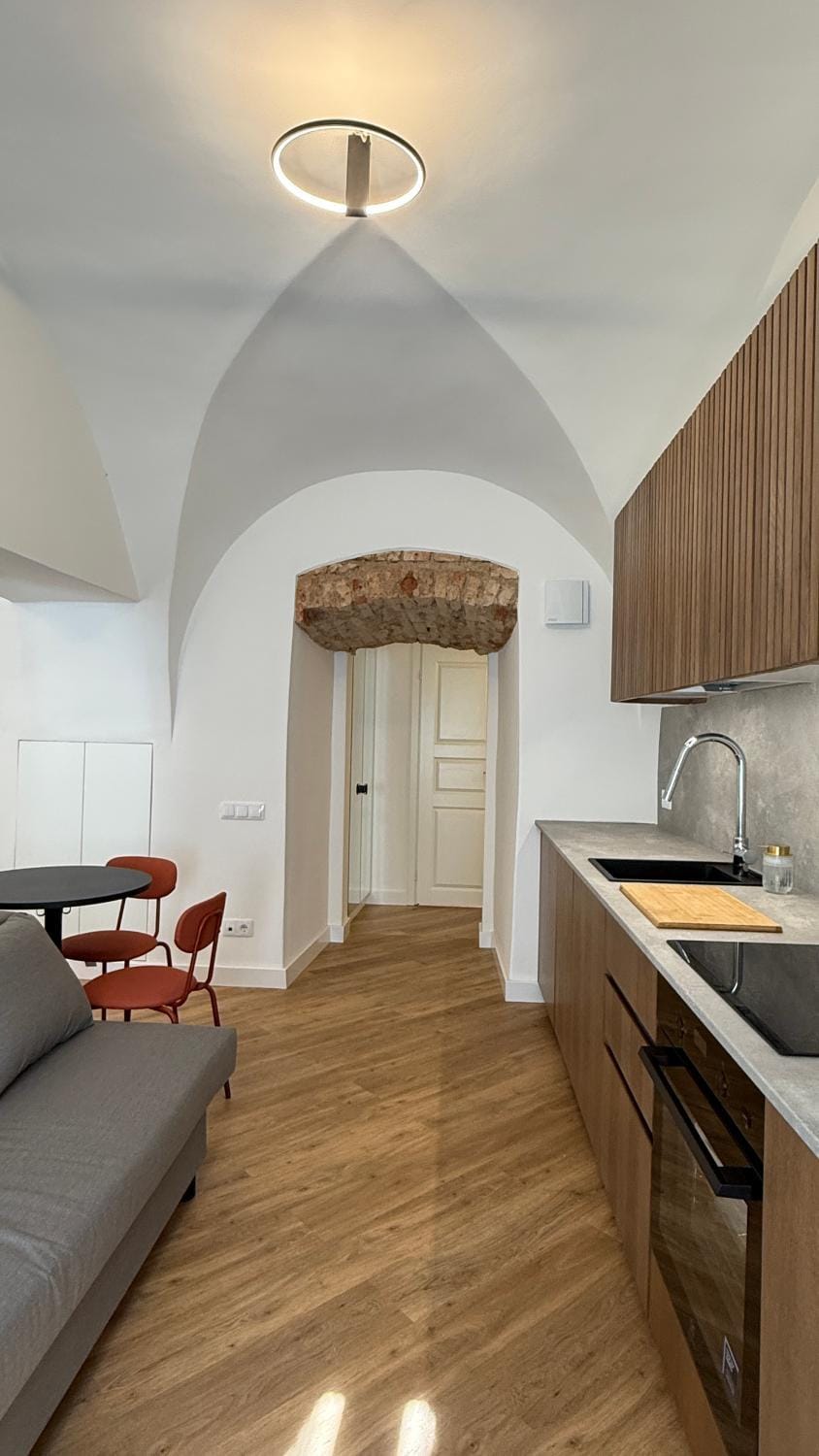 Kitchen or kitchenette, Living room, Seating area, Dining area, pet friendly, stove