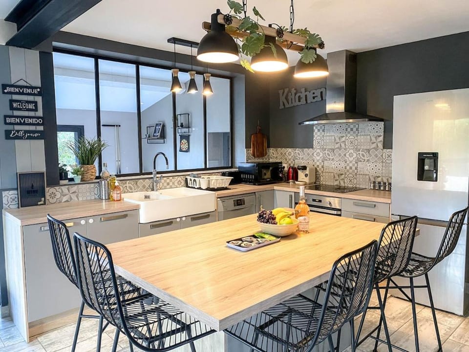 Carcalove - Piscine, Billard, jacuzzi, 10 personnes Villa in Occitanie