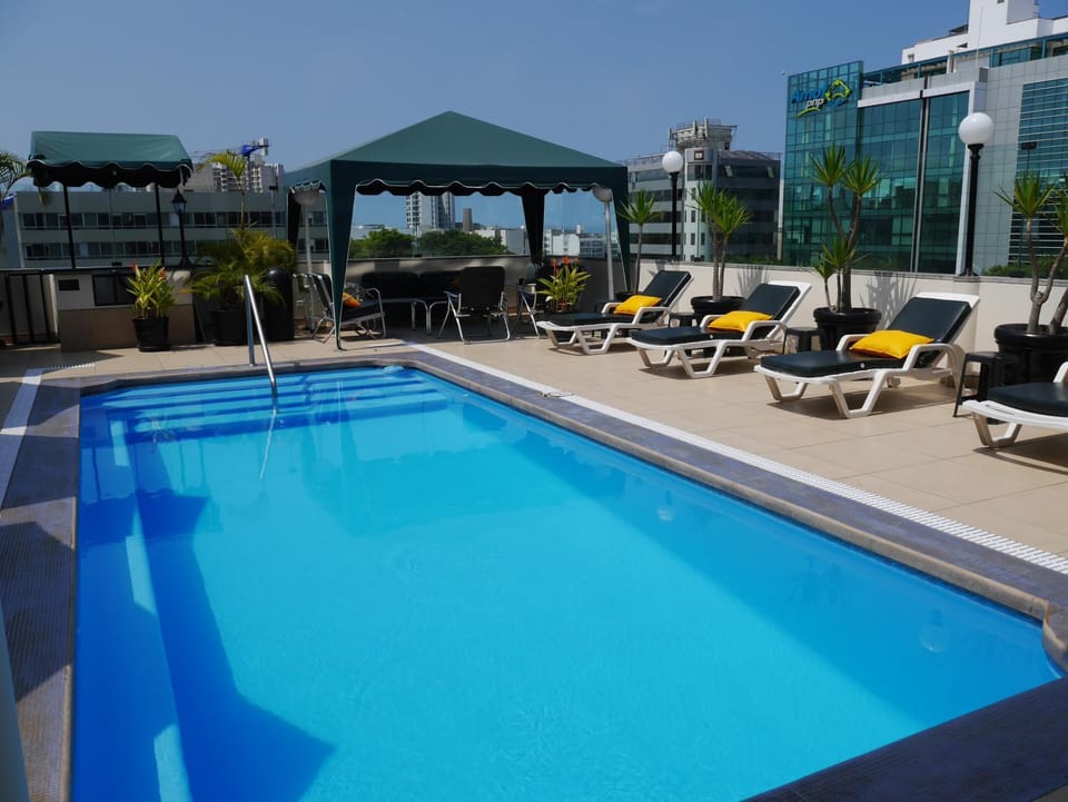 Balcony/Terrace, Swimming pool