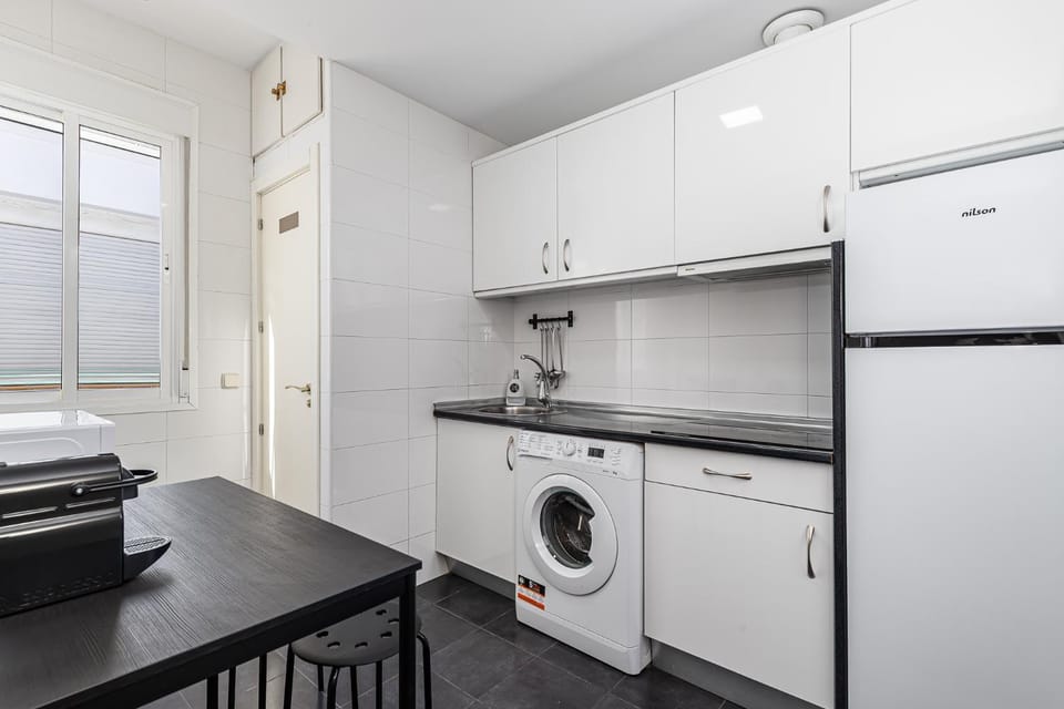 Queen's Nuevos Ministerios I - Alojamiento Corta Estancia Apartment in Madrid