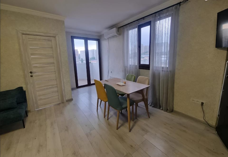Башинджагян 192-1 Apartment in Yerevan