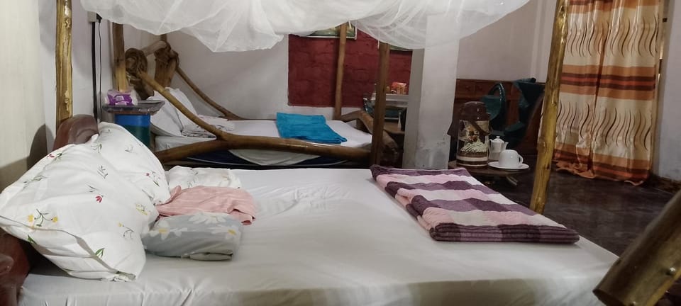 Ngurdoto Crater Lodge Bed and Breakfast in Tanzania