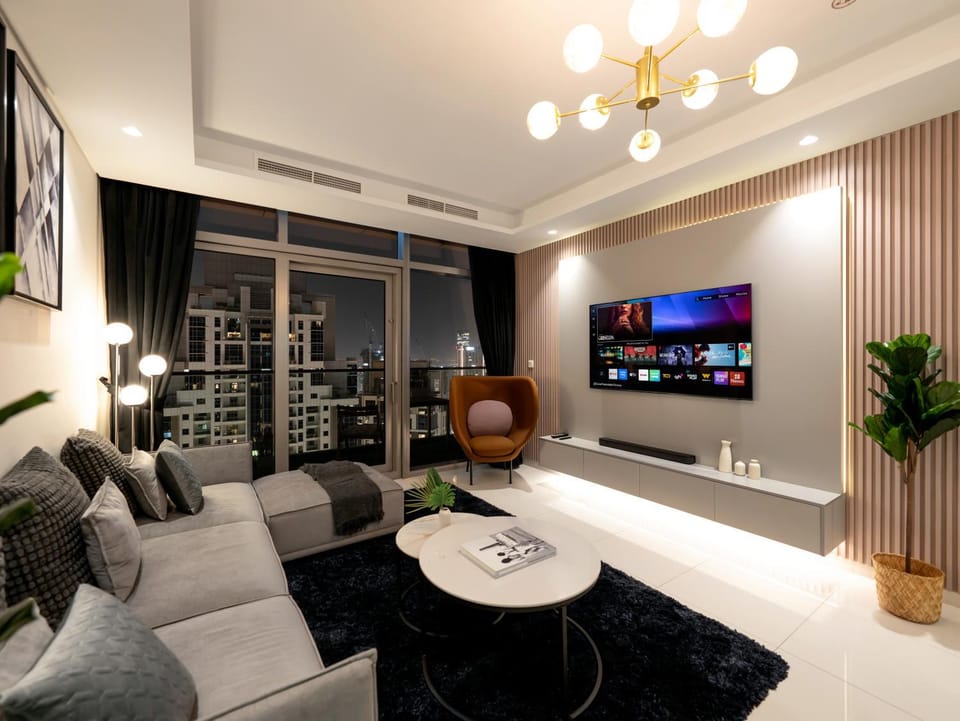 Burj Khalifa View Infinity Pool Burj Khalifa View 2BHK House in Dubai