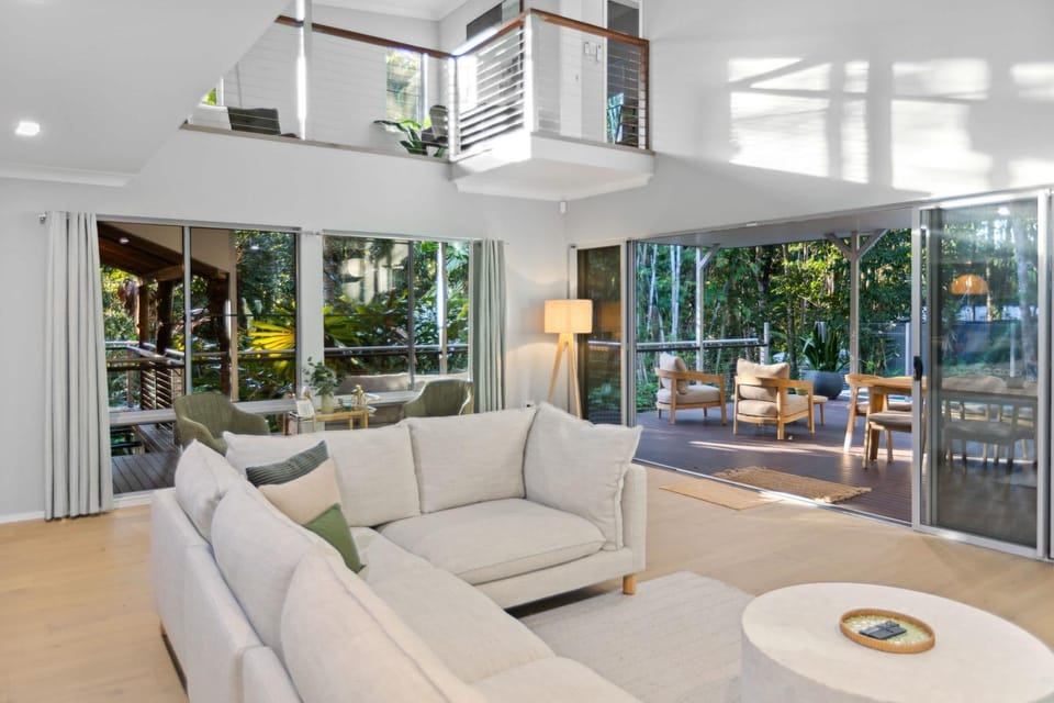 Retreat - Rainforest Pool & Firepit Villa in Kuranda