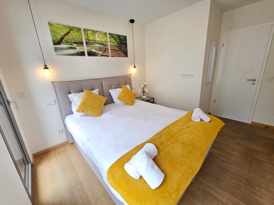 Urban Comfort 1 bedroom apartment with terrace and parking Apartment in Luxembourg
