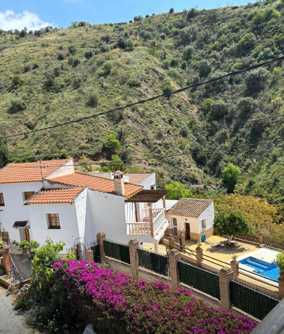 Madrugada Bed and Breakfast in Axarquía