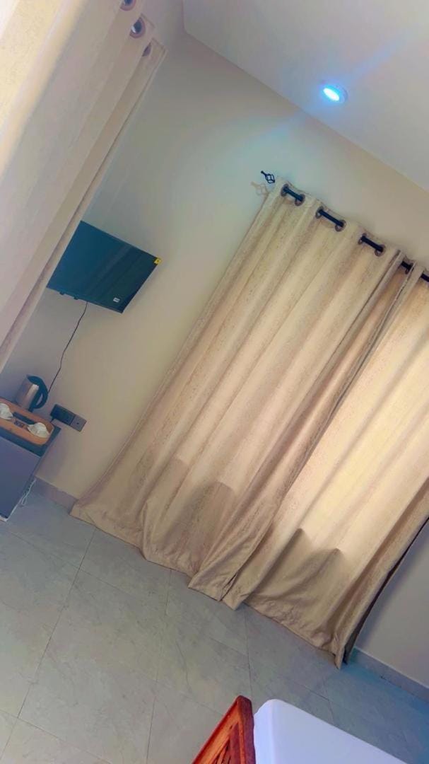 TV and multimedia, Coffee/tea facilities, minibar