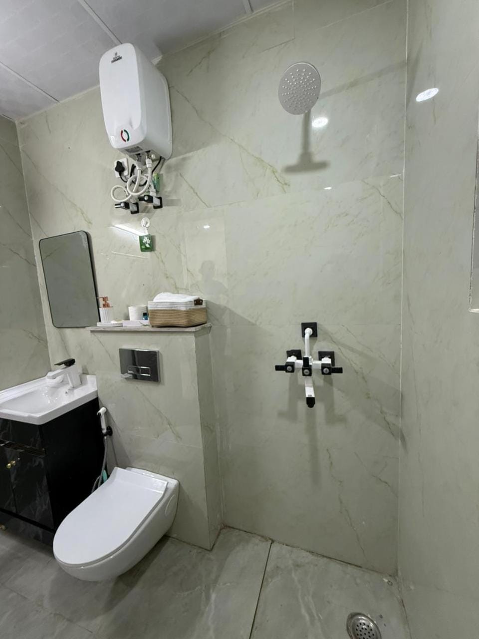 The Zenith Suites Apartment in Noida