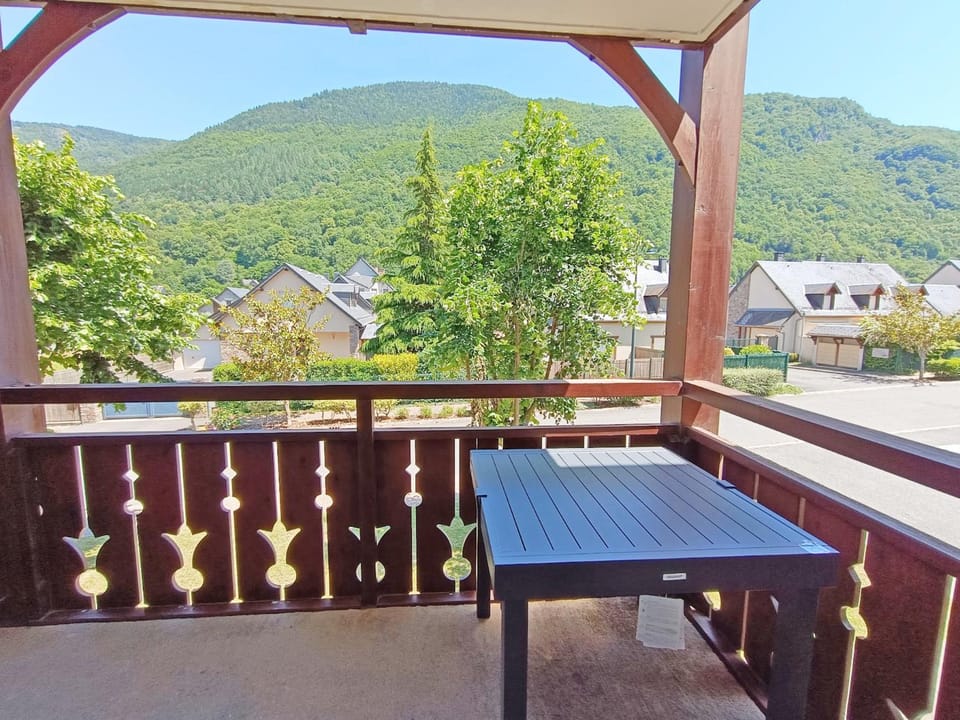 Patio, Natural landscape, View (from property/room), Balcony/Terrace, Balcony/Terrace, Mountain view