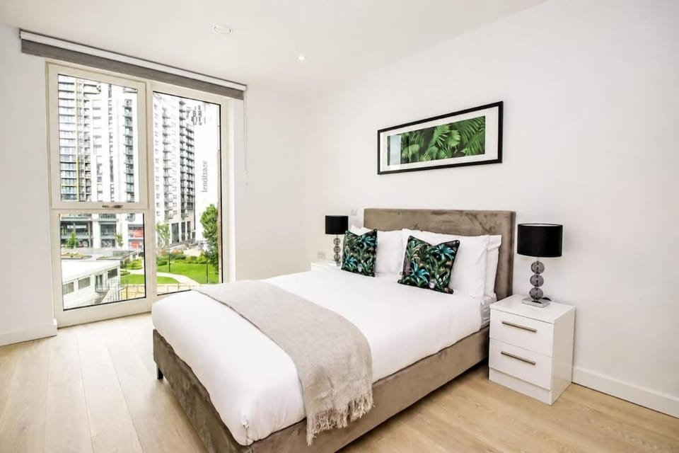 Stylish 2BR Flat in Elephant Park Apartment in London Borough of Southwark