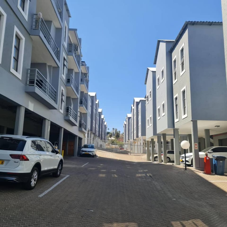 Windhoek Modern Apartment with Balcony Apartment in Windhoek