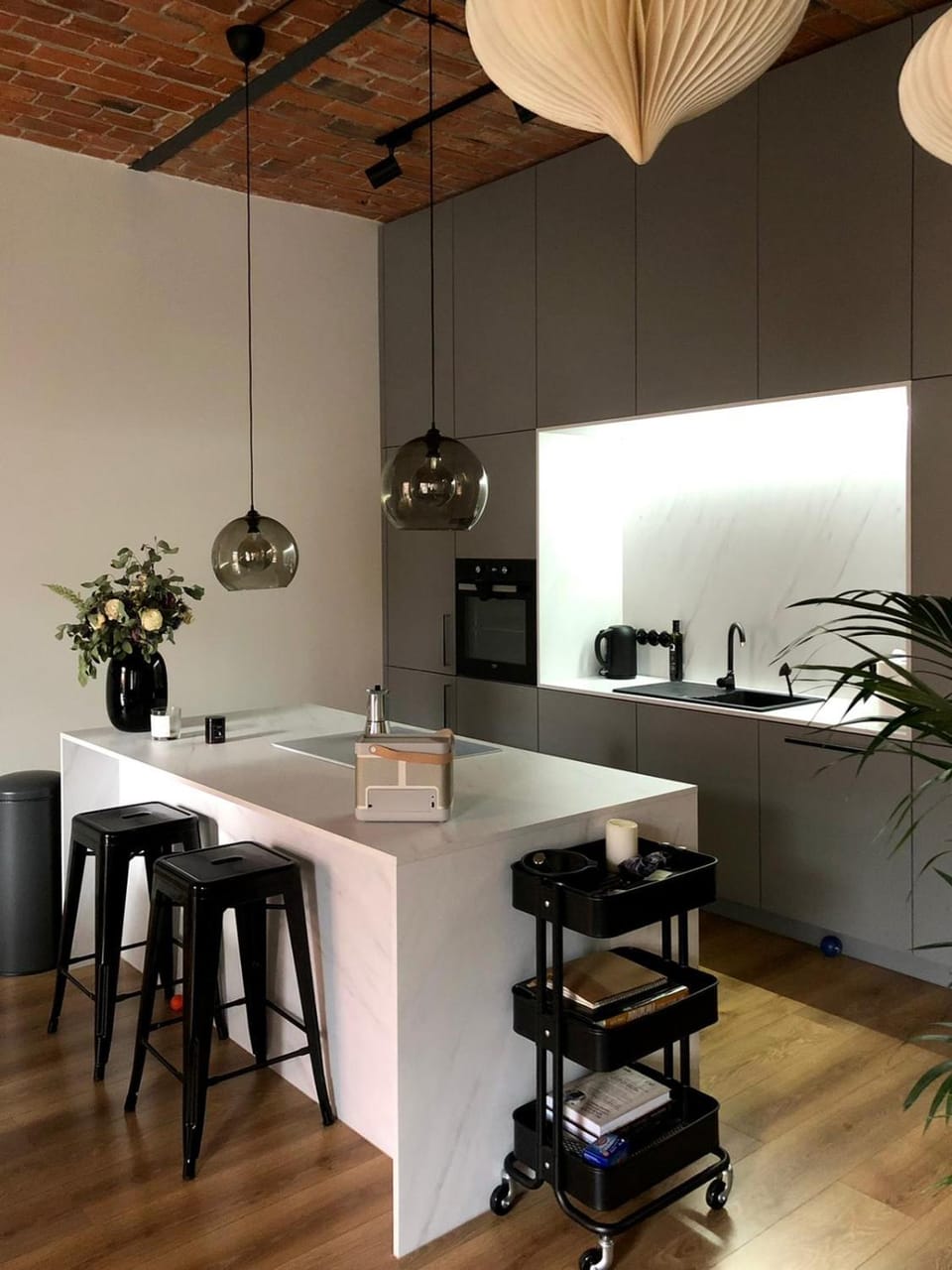 Loft Fabryczna Apartament & Parking Apartment in Poland