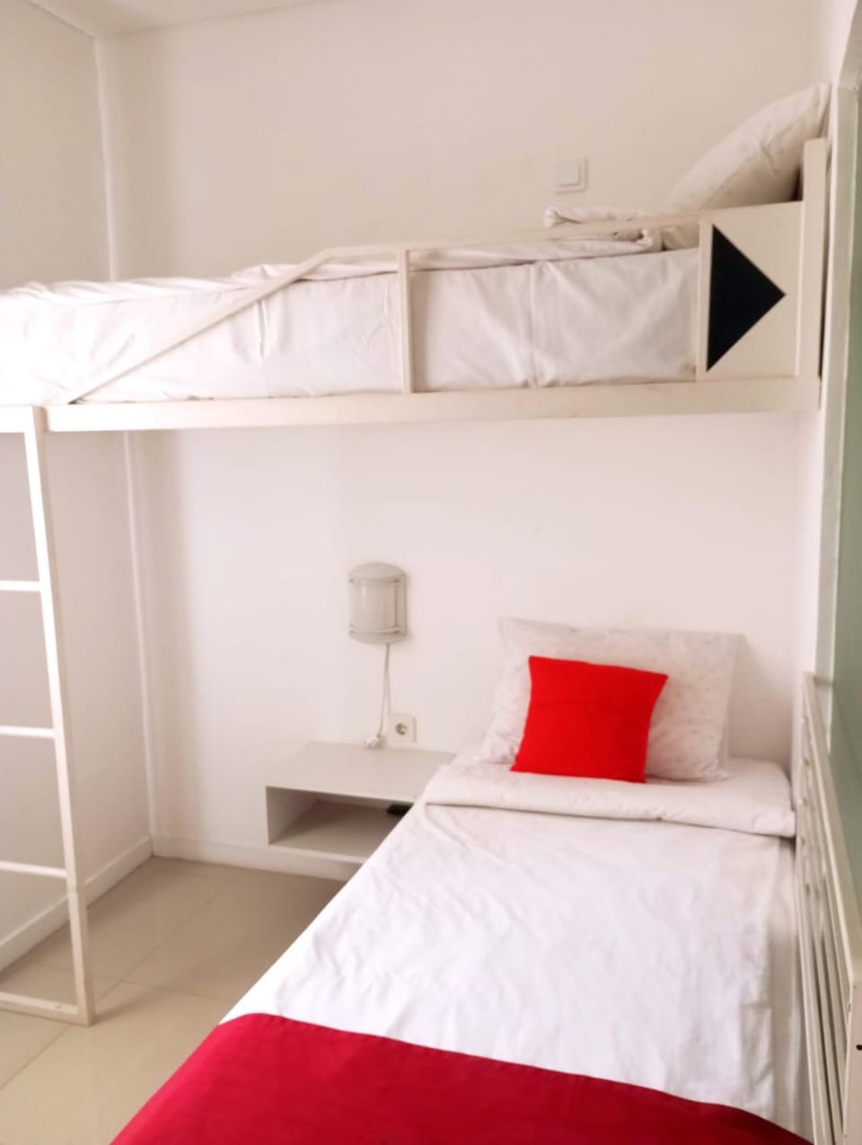 newpoppieshotel Vacation rental in Batu Layar