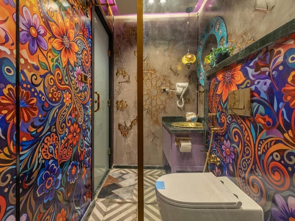 Moroccan Studio Jacuzzi 5 Min Airport selfcheck-in Apartment in Cairo Governorate