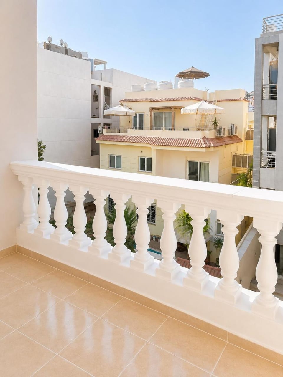 Spacious 3-Bedroom Apartment 2-Min Walk to Dream Beach Apartment in Hurghada