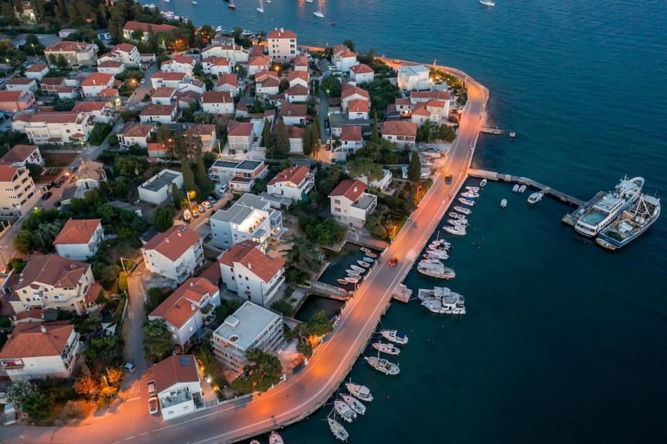 Sunset Aura Seafront Apartment in Zadar Apartment in Zadar