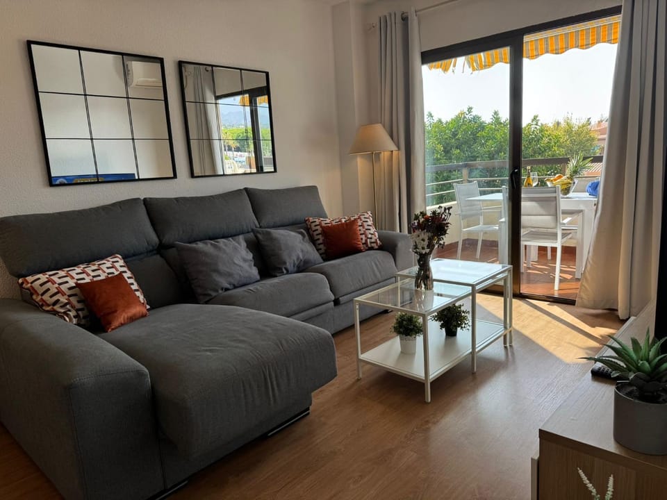 Bahía Blanca Beach Pool Tennis Marbella Apartment in Marbella