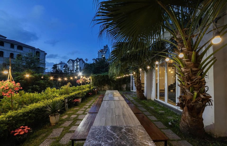 Night, Garden, Garden, Balcony/Terrace, Garden view