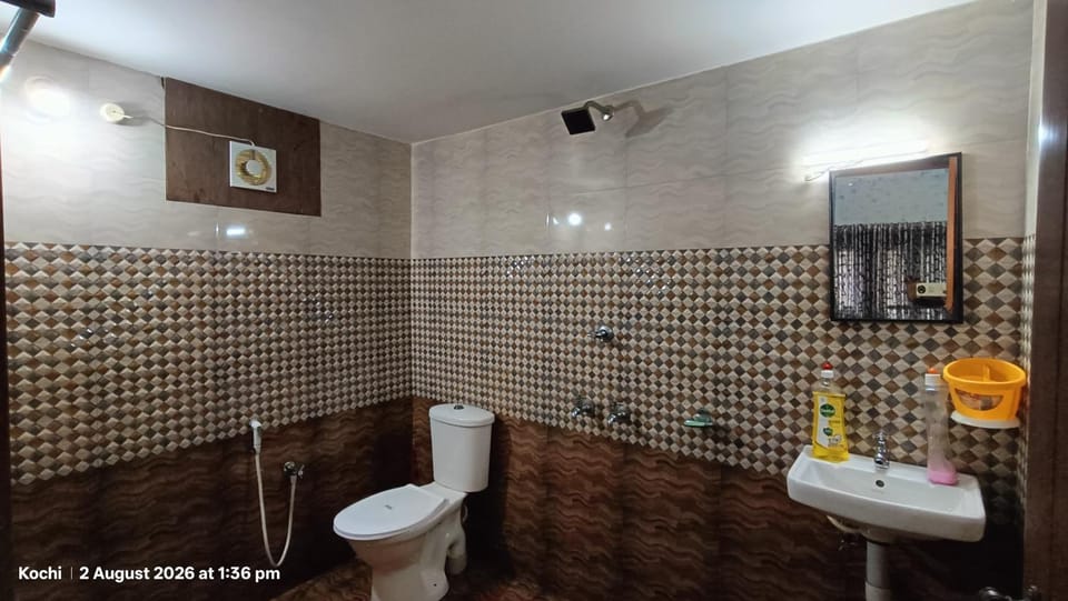 Aroma Serviced Villa Kochi Your Waterfront Sanctuary Bed and Breakfast in Kochi