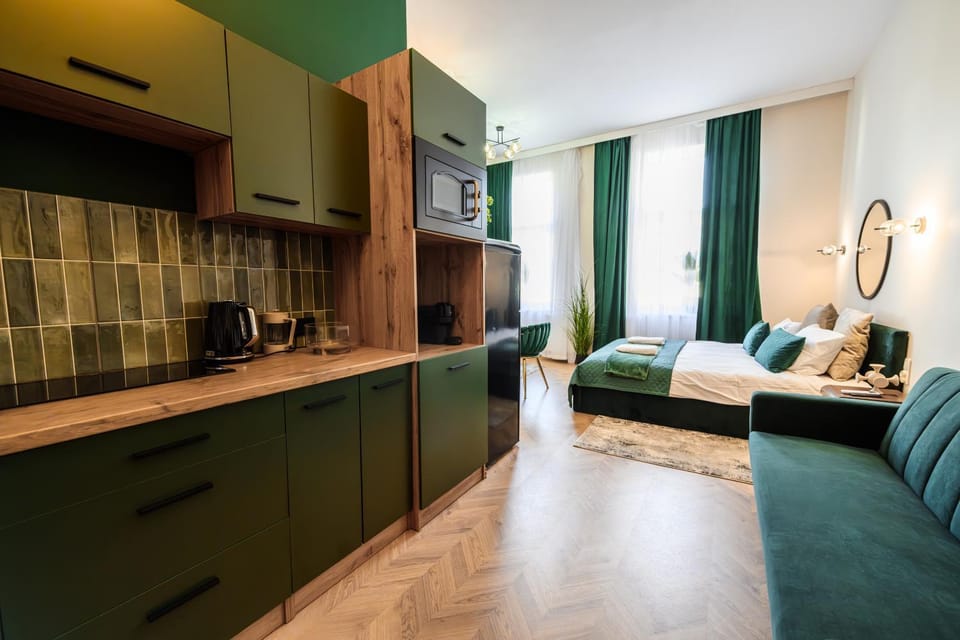 Bed, Kitchen or kitchenette, Photo of the whole room