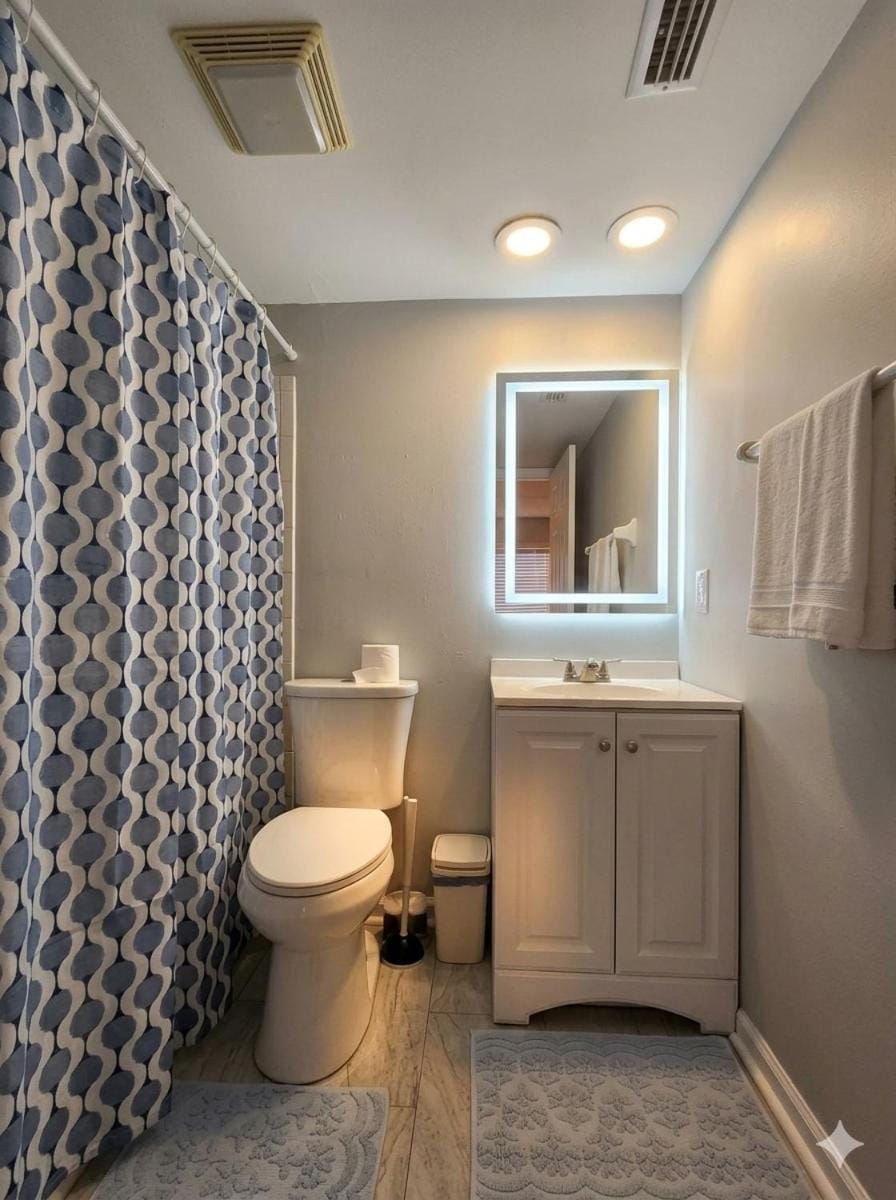 Steps from the Ocean - St Augustine Beach Retreat Apartment in Saint Augustine Beach