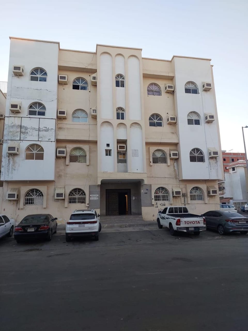 Property building, Location