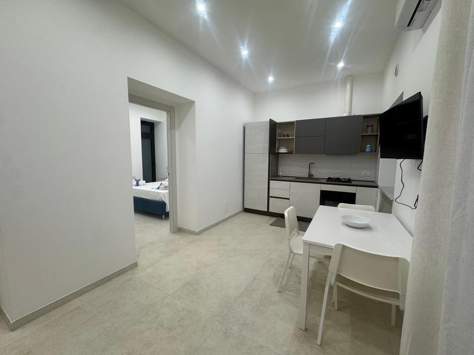 TV and multimedia, Kitchen or kitchenette, Dining area