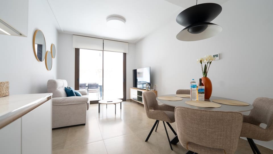 Balcony/Terrace, Living room, Seating area, Dining area