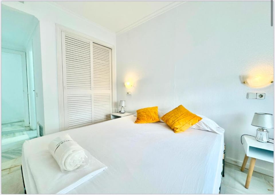 Rooms Girasoles Bed and Breakfast in Ibiza