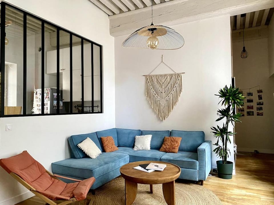 Renovated loft with terrace at Pentes Croix-Rousse Apartment in Lyon