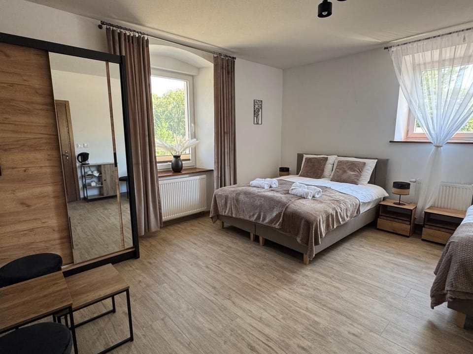 Folwark Niedzica - apartamenty i pokoje Apartment in Lesser Poland Voivodeship
