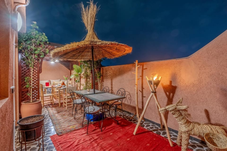 Patio, Seating area