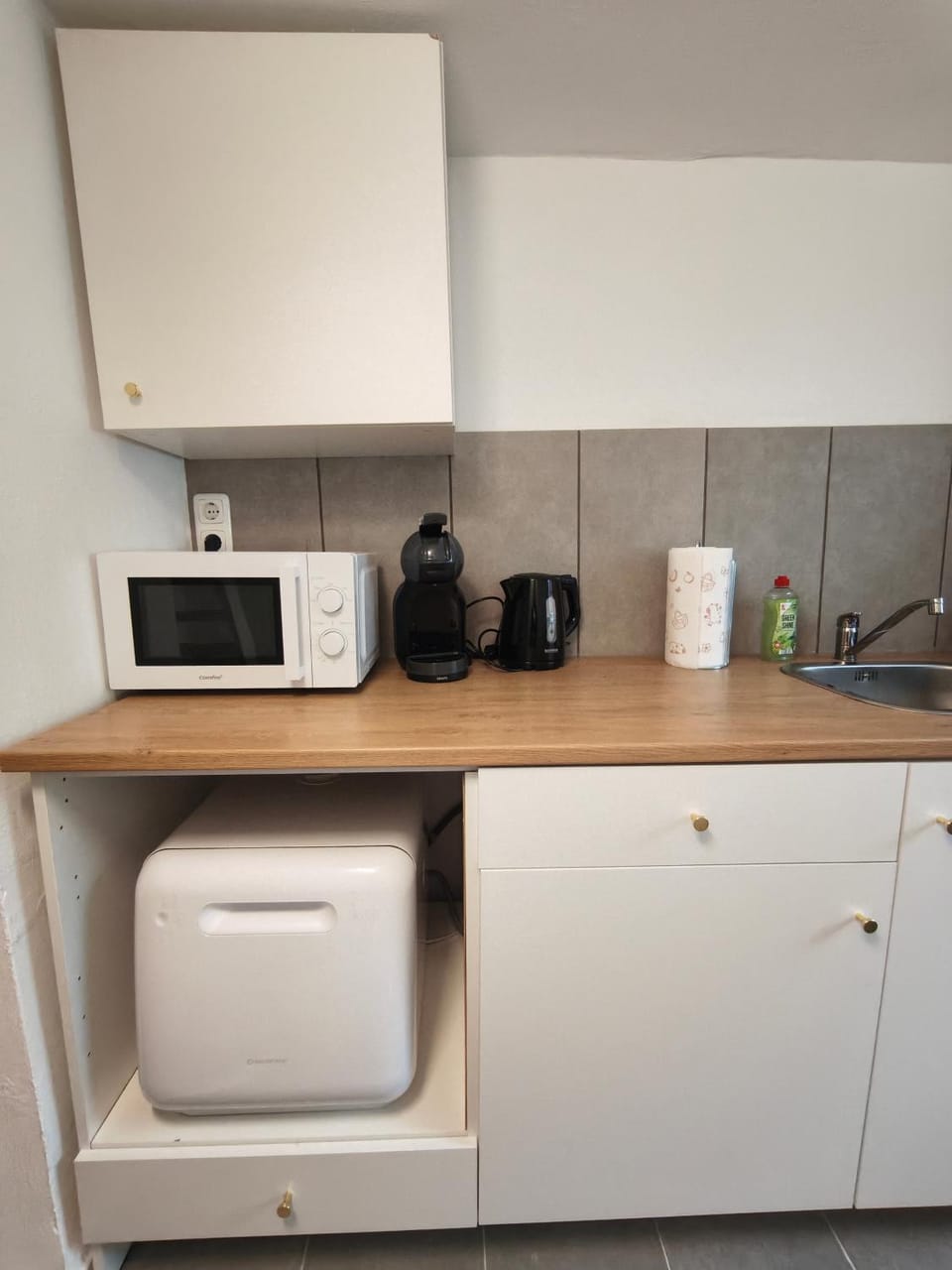 Coffee/tea facilities, Kitchen or kitchenette, minibar, stove, toaster