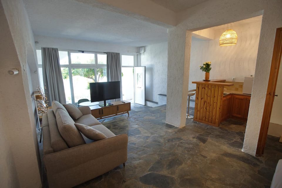 Beachfront Studio Apartment in Peloponnese Region