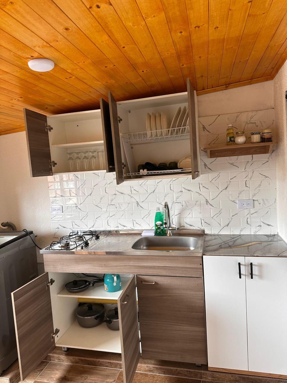 Kitchen or kitchenette
