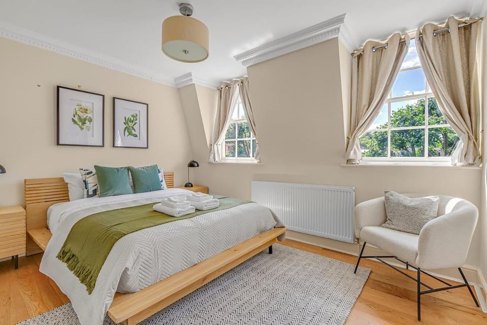 Elegant 5Bed House next to Harrods Knightsbridge House in City of Westminster