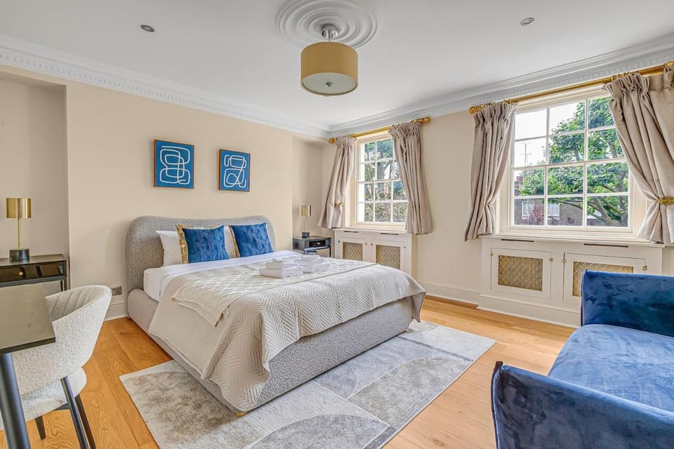 Elegant 5Bed House next to Harrods Knightsbridge House in City of Westminster