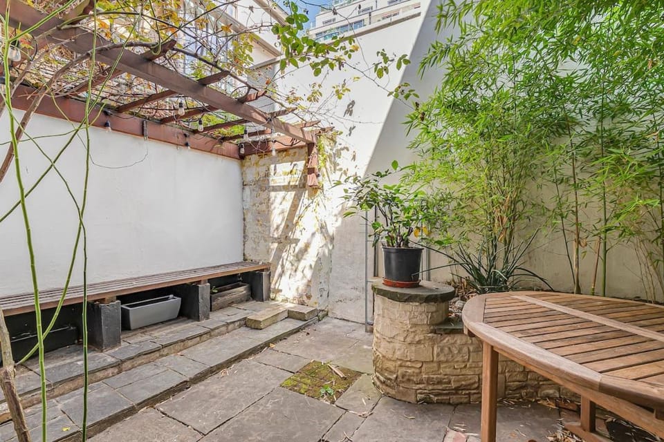 Elegant 5Bed House next to Harrods Knightsbridge House in City of Westminster