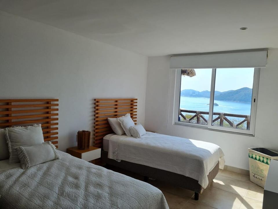 Cannes by Acapulco Apartment in Acapulco