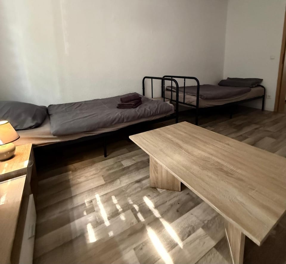 3 Personen Monteurswohnung Apartment in Halle Saale