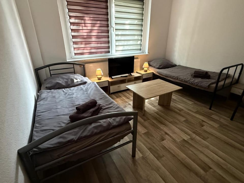 3 Personen Monteurswohnung Apartment in Halle Saale